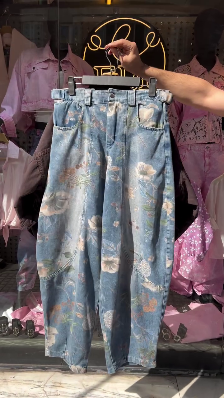 🤎 Edgy Cropped Brown Denim Jacket with Floral Denim Shorts – Street Style Statement Combo 🌸✨