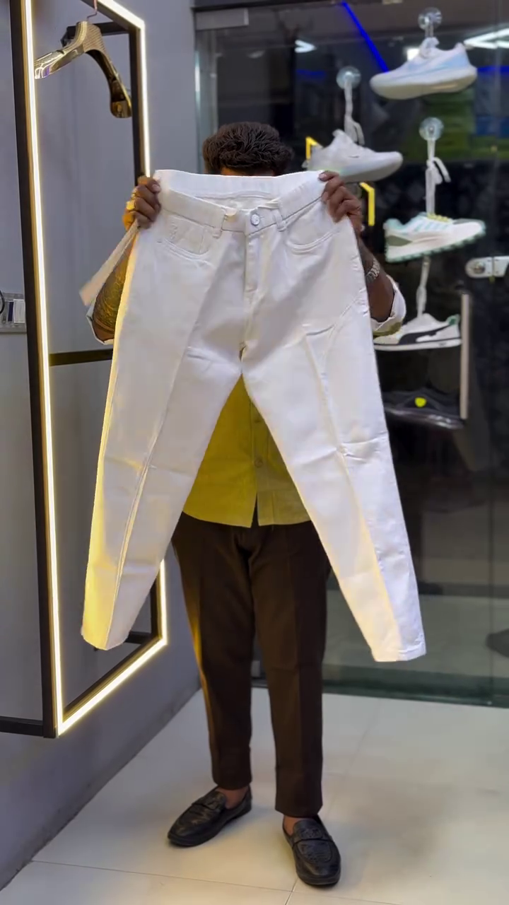 Ivory Luxe Slim Fit Drawstring Pants – Minimal Premium Street Style 🤍✨👖
