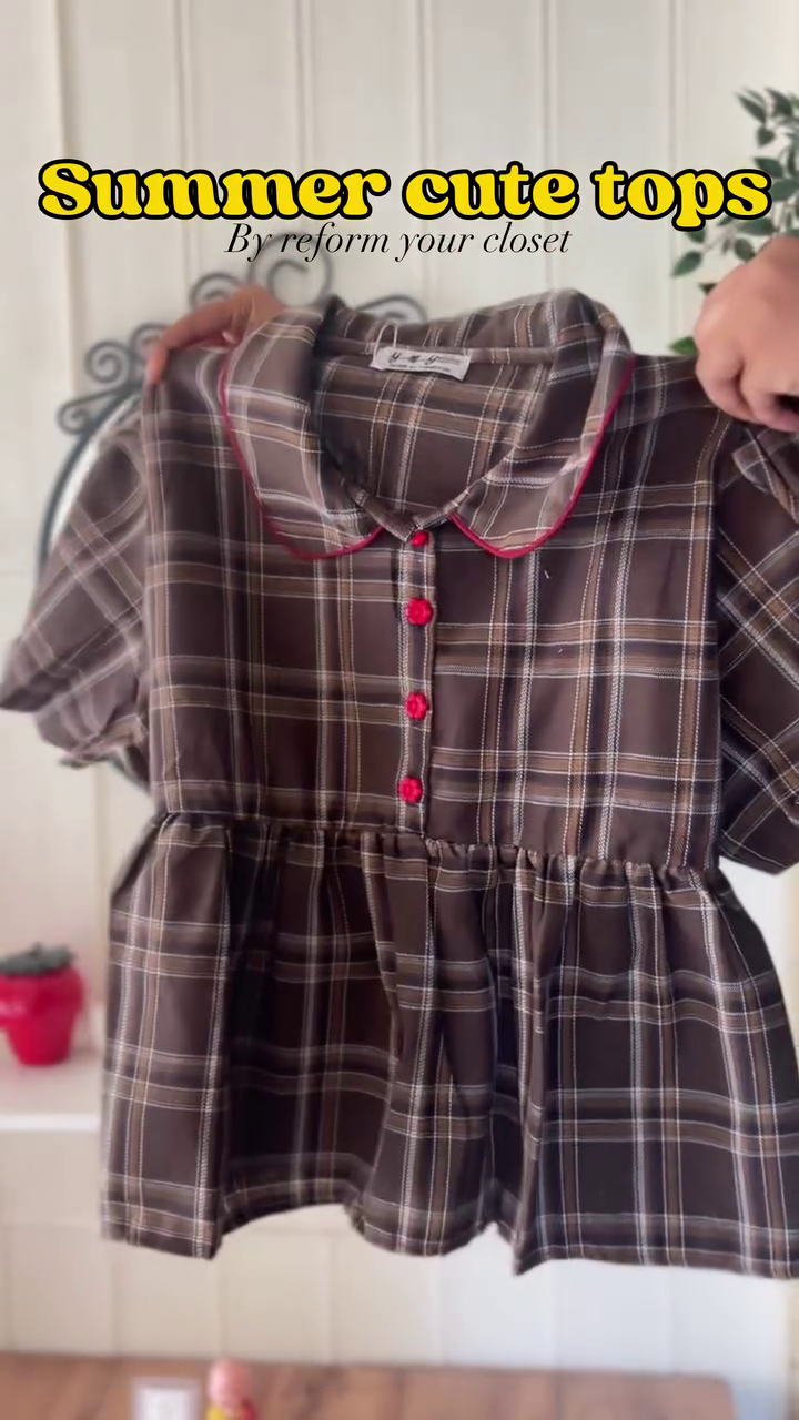 🤎✨  Elegant Vintage Plaid Peter Pan Collar Peplum Top for Women ✨🤎