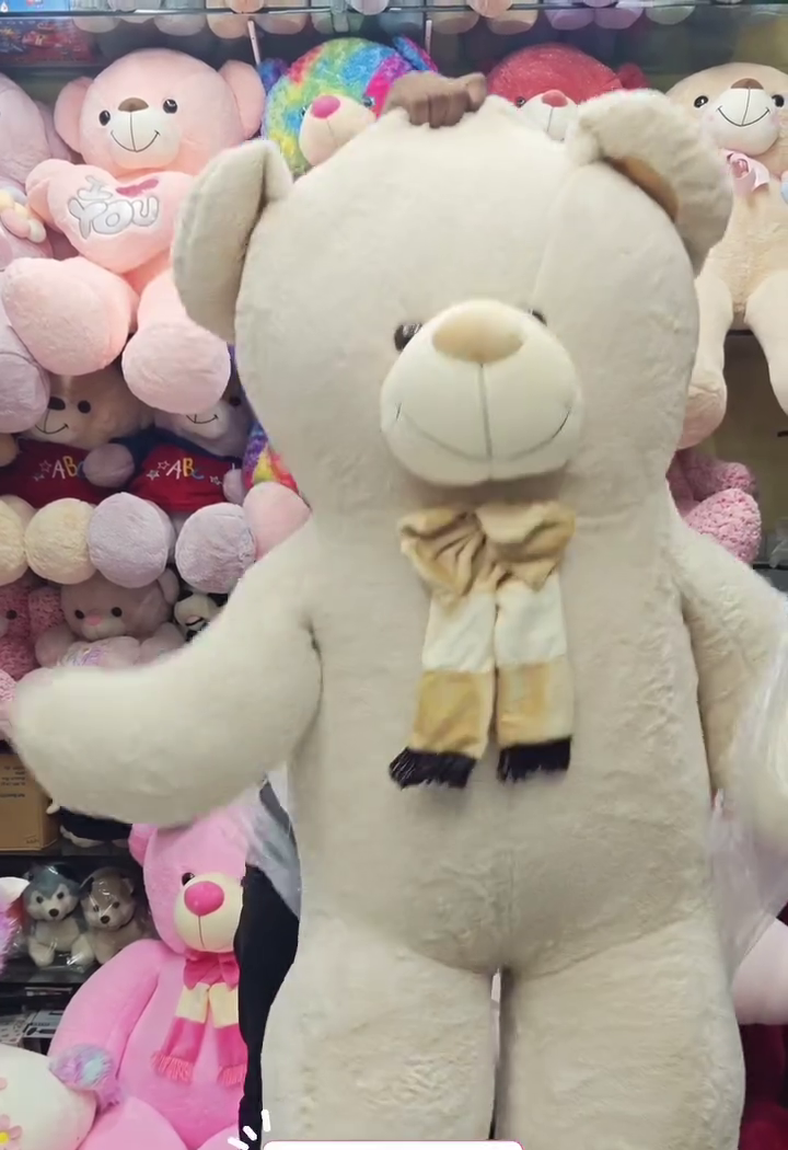 🧸🤍 Giant Snow White Teddy Bear Plush Toy – Ultra Soft Huggable Jumbo Teddy with Cute Bow for Gifting & Home Décor 🤍🧸