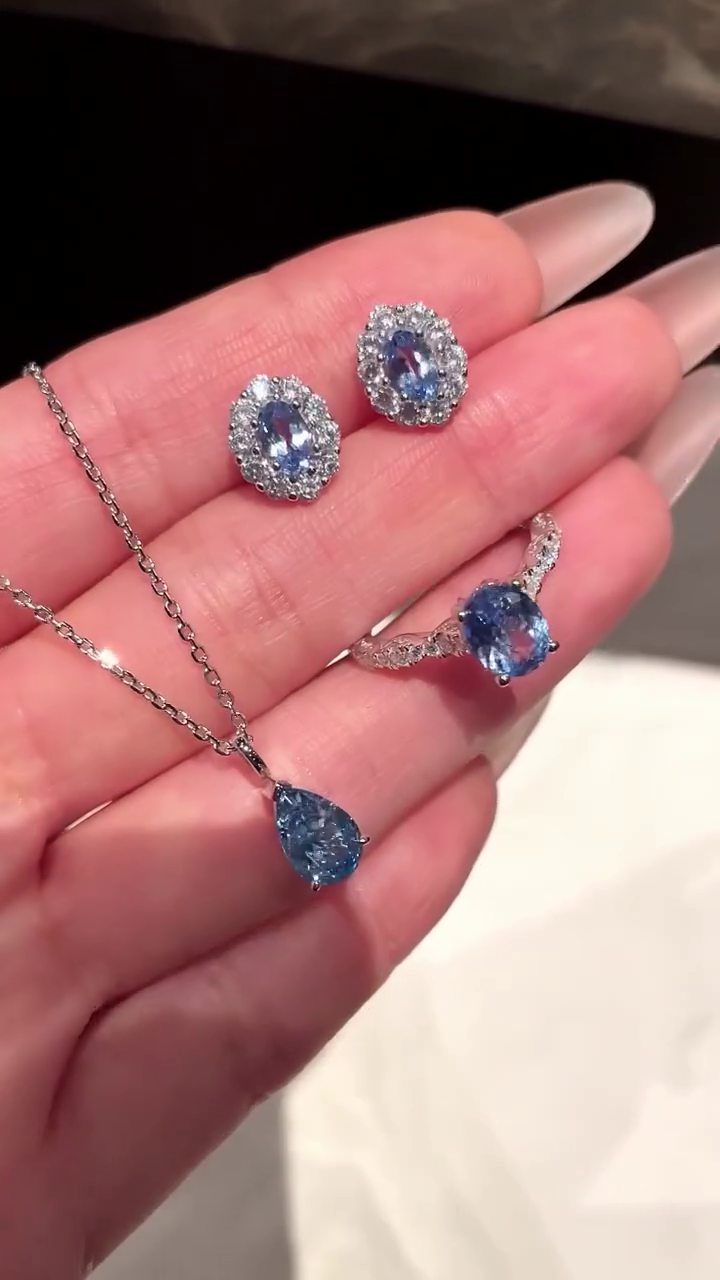 💙💎 Luxury Blue Crystal Jewelry Gift Set for Women – Elegant Pendant Necklace, Sparkling Stud Earrings & Adjustable Ring Collection 💎💙