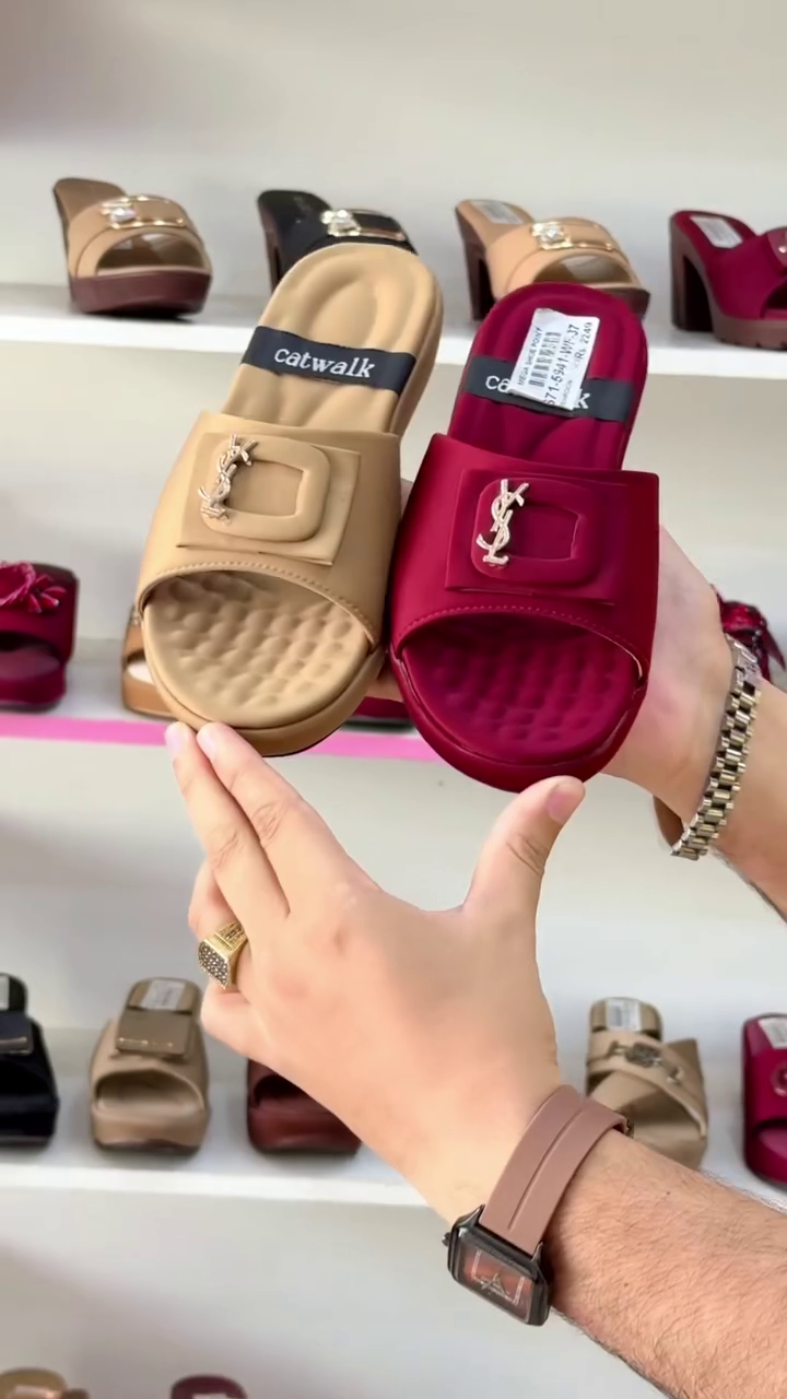 👡  Luxury Comfort Buckle Platform Slides for Women – Premium Soft Cushion Casual Slip-On Sandals ✨❤️🤎