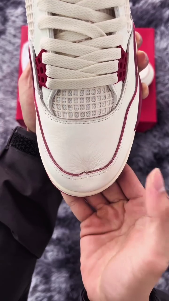 👟 Premium Cream & Berry Chunky Fashion Sneakers for Women – Lightweight Cushioned Casual Street Style Shoes with Matching Accessories ✨💖