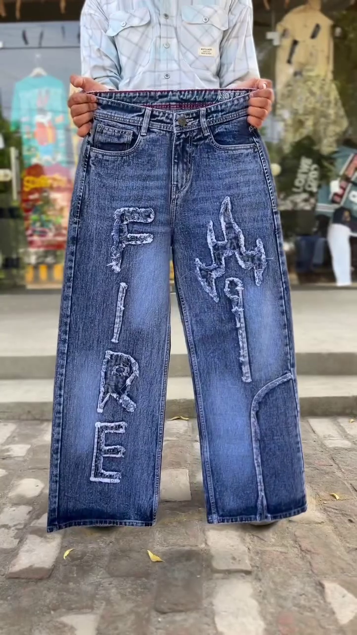👖 Trendy High-Waist Distressed Wide Leg Denim Jeans for Women – Relaxed Fit Premium Street Style Pants ✨💙