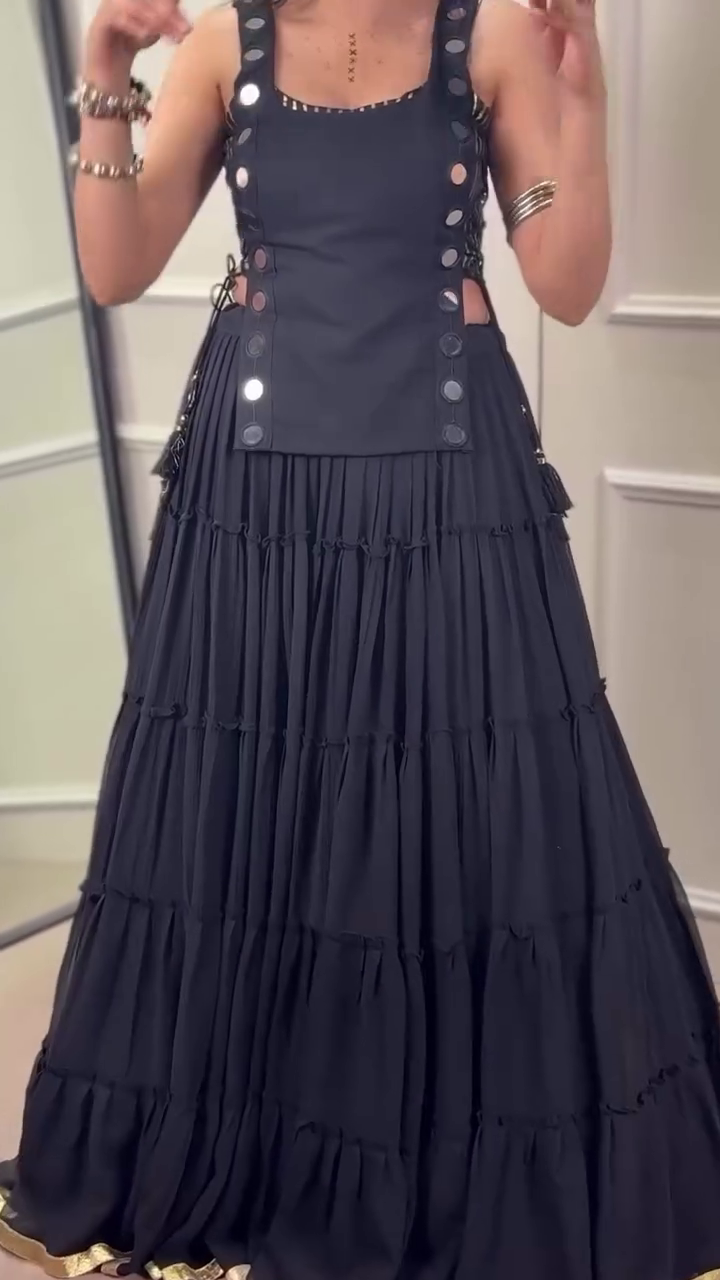 ✨ Elegant Women's Sleeveless Tiered Flared Maxi Dress with Decorative Strap Details for Party, Evening & Special Occasions ✨
