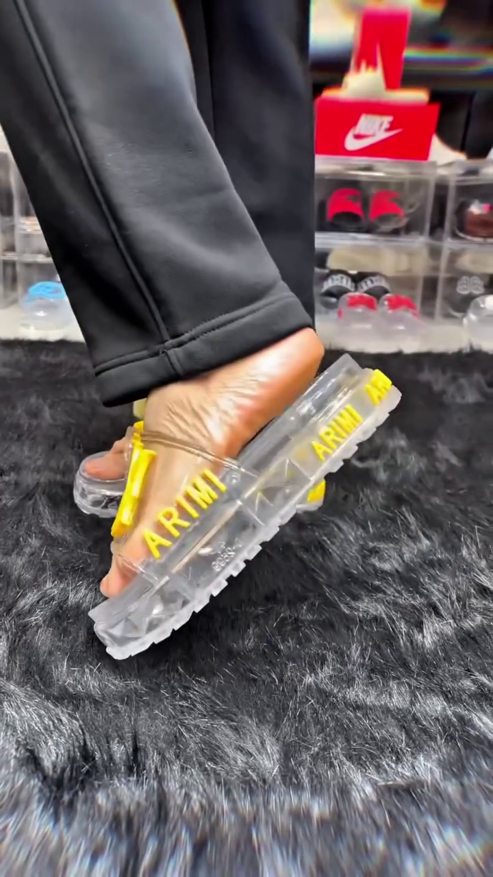 👡 Premium Transparent Comfort Slide Sandals for Men & Women | Stylish Everyday Lightweight Anti-Slip Casual Slippers ✨🖤