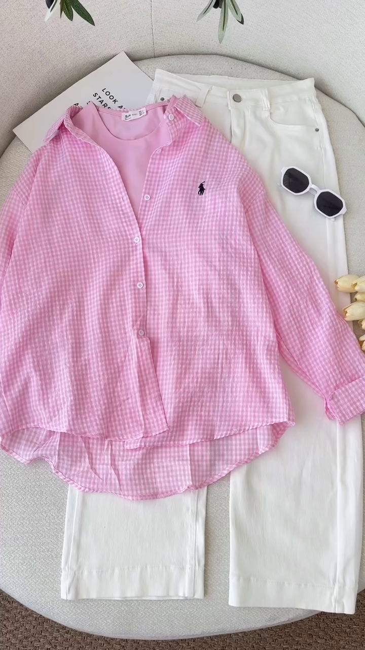 Women’s Premium Pink Gingham Checkered Full-Sleeve Shirt with Soft Inner Top & Classic White Denim Jeans Stylish Casual Co-Ord Outfit Set 👚🤍✨