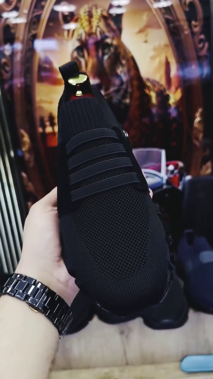 Men’s & Women’s Premium Lightweight Black Breathable Mesh Slip-On Sneakers with Cushioned Comfort Sole, Modern Casual Design & Everyday Walking Style 👟🔥
