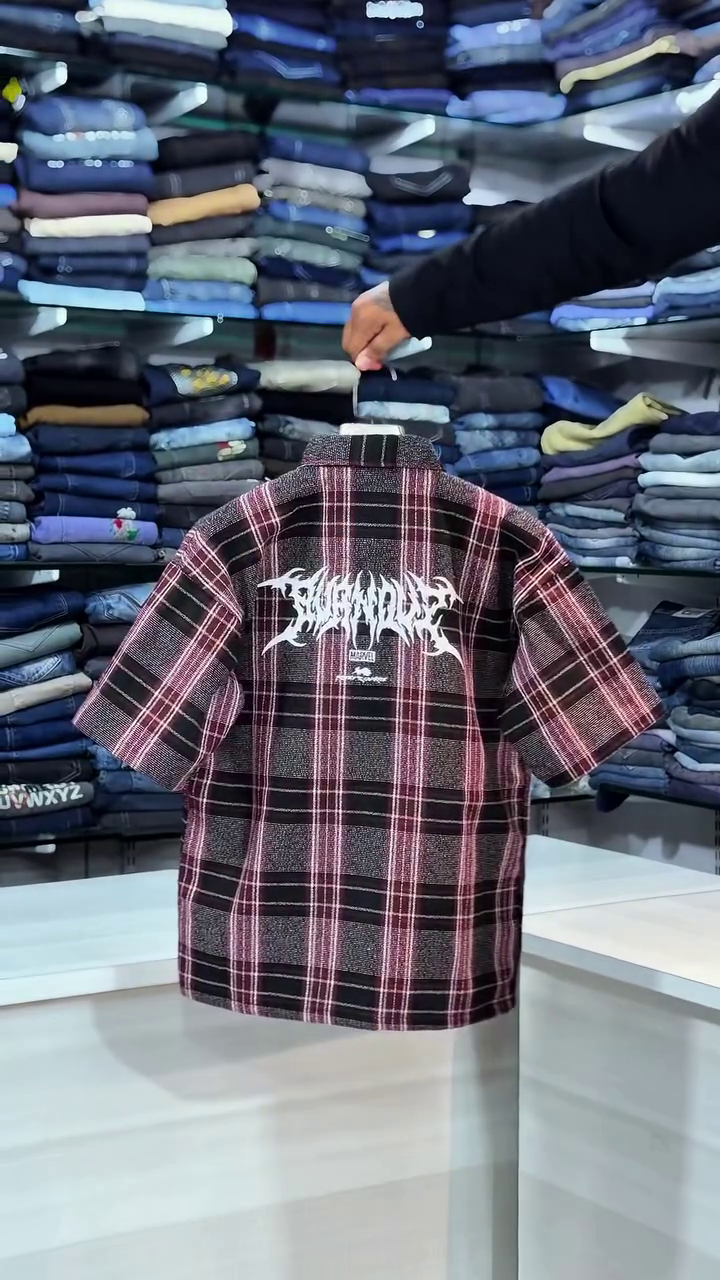 Men’s Premium Red & Black Oversized Plaid Checked Half-Sleeve Casual Shirt with Button-Down Front, Contrast Pocket Panels & Statement Graphic Detail ❤️🖤👕