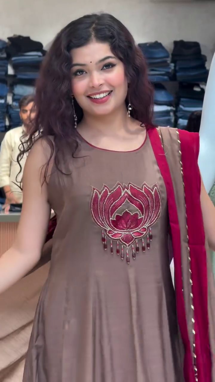 Women’s Elegant Taupe Ethnic Kurta with Intricate Pink Lotus Embroidery, Coordinated Matching Dupatta & Traditional Bottom for Graceful Festive and Occasion Wear 🌺💗✨