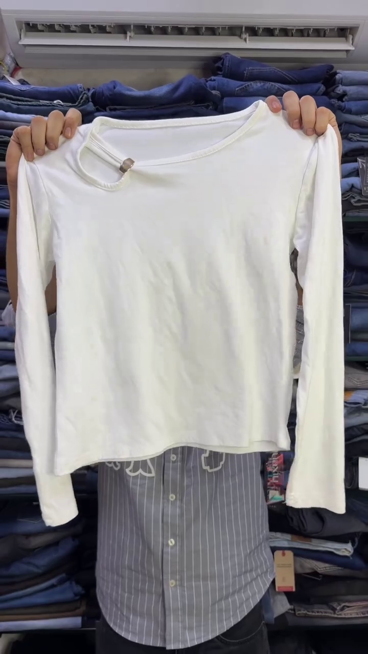 Minimalist White Long-Sleeve Cutout Top Paired With Mustard Yellow Cargo Pants 🤍🟡✨