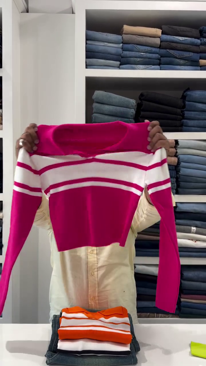 Bright Pink And White Striped Collared Crop Top With Long Sleeves 🩷🤍👕✨