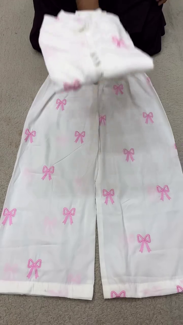 White Long-Sleeve Lounge Set With Pink Ribbon Bow Prints And Front Button Placket 🤍🩷🎀✨