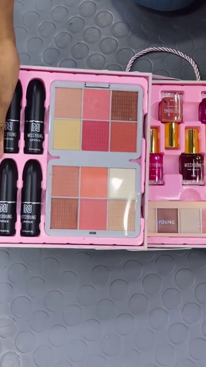 Complete Professional Makeup Kit Gift Box With Foundation, Mascara, And Setting Powder 💄✨🎁