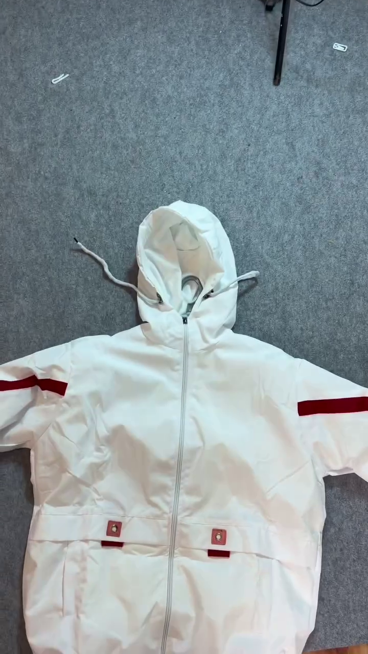 Sporty White Hooded Windbreaker Jacket With Red Stripe Accents And Front Utility Pockets 🤍🔴🧥✨