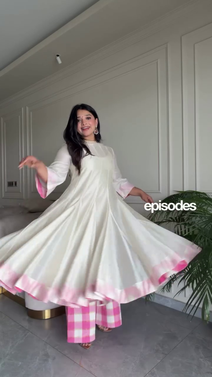 🤍 Graceful Ivory White Flared Kurti Set with Pink Checked Palazzos and Hem Details